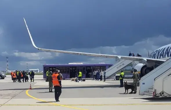 Самолёт Ryanair в минском аэропорту, 23 мая 2021-го / Handout via REUTERS​