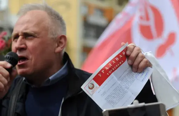 Mikalai&nbsp;Statkevich at a street rally&nbsp;/ Euroradio