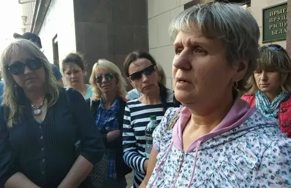 Таццяна Канеўская (справа на пярэднім плане). Фота Марыі Вайтовіч, Еўрарадыё.​