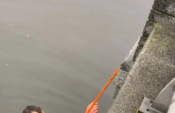 Николай Шубенок в воде канала в Минске / Еврорадио​