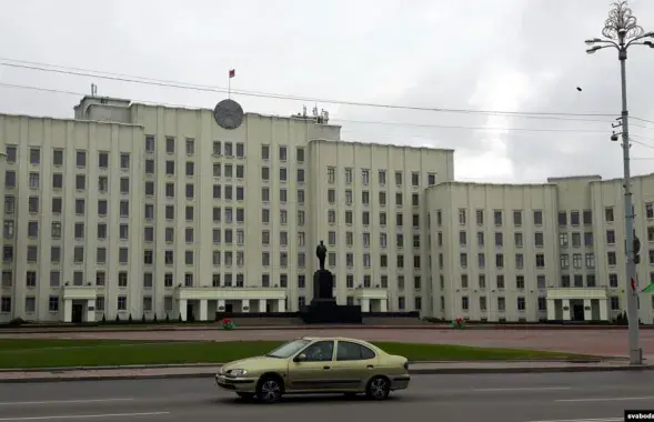 Тот самый памятник / svaboda.org