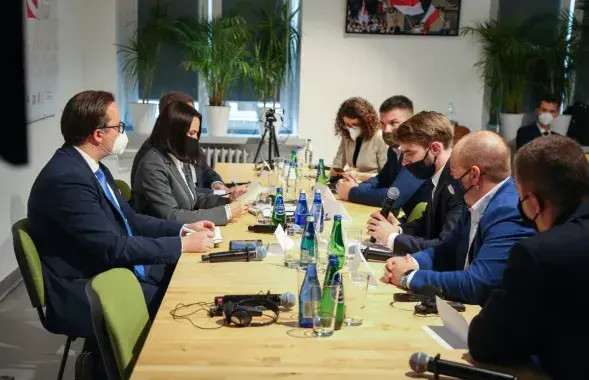 Во время встречи в Центре белорусской солидарности / @tsikhanouskaya​