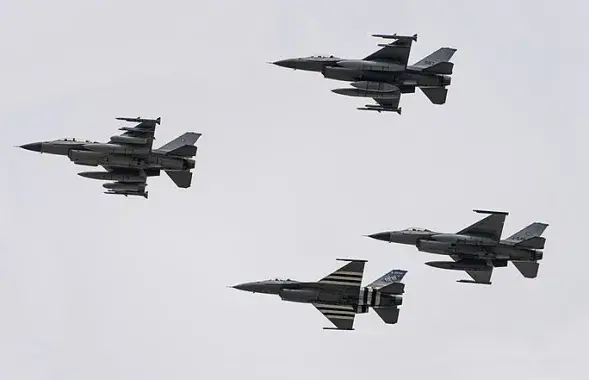 F-16 /&nbsp;Falcon® Photography
