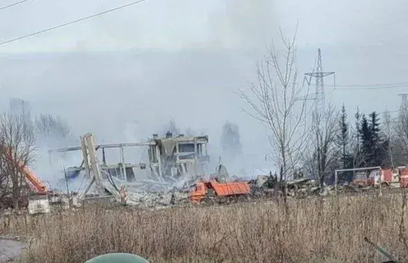 Будынак прафтэхвучэльні ў Макееўцы цалкам знішчаны / Telegram
