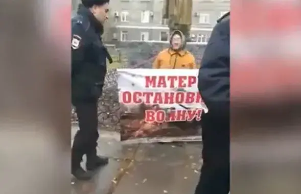 За секунды до задержания / Скриншот с видео
