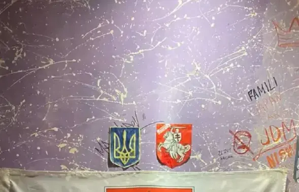 Задержанные на видео говорят только о своей активности в "экстремистском телеграм-чате", об обсуждениях / Скриншот видео
