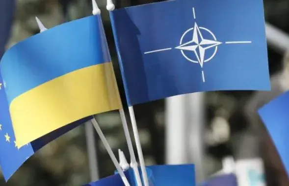 57% опрошенных довольны тем, как Евросоюз отреагировал на агрессию России против Украины / Иллюстративное фото УНИАН