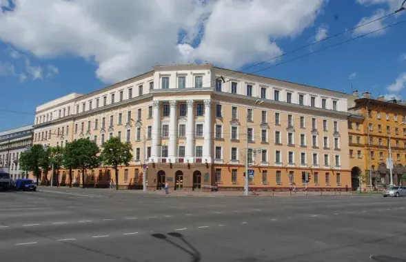 Беларуская дзяржаўная акадэмія мастацтваў / &quot;Вікіпедыя&quot;