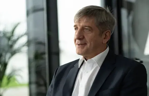 Уладзімір Астапенка
