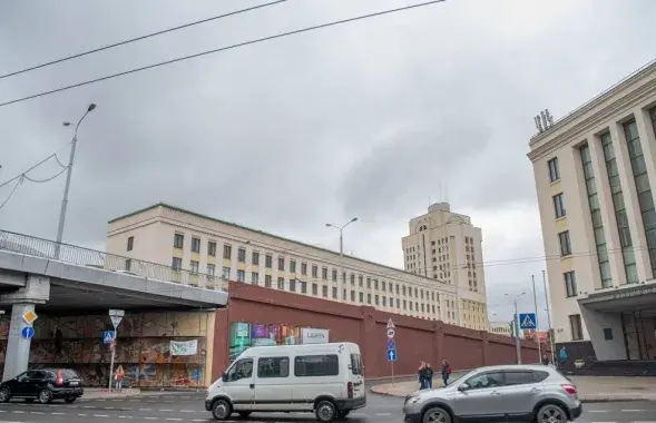 Аўтамабілі на вуліцах Мінска / Еўрарадыё