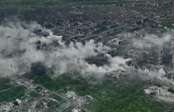 Разрушенный Бахмут /&nbsp;Константин и Влада Либеровы
