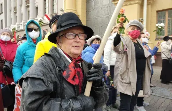 Нина Багинская на уличной акции в Минске / Еврорадио​