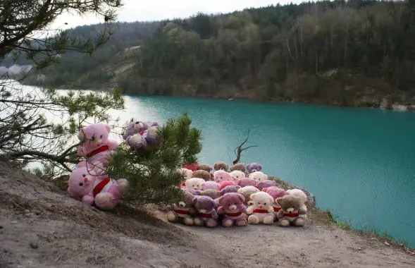 &quot;Плюшавы дэсант&quot; на беразе крэйдавых кар&#39;ераў у Гродзенскай вобласці / фота слухачоў Еўрарадыё​