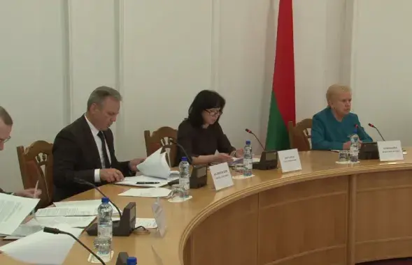 Пасяджэнне Цэнтрвыбаркама / Скрыншот з відэа​