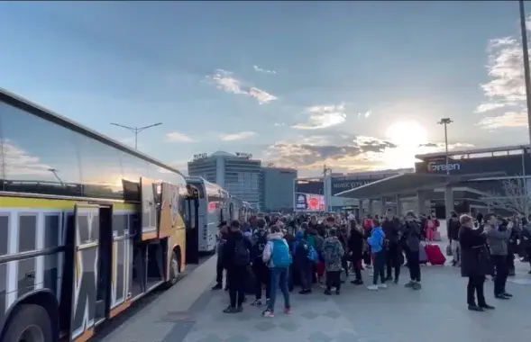 Дзеці з акупаваных украінскіх рэгіёнаў у Мінску / кадр з відэа на канале Аляксея Талая
