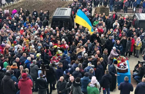 Во время прощания​ / twitter.com/hromadskeua