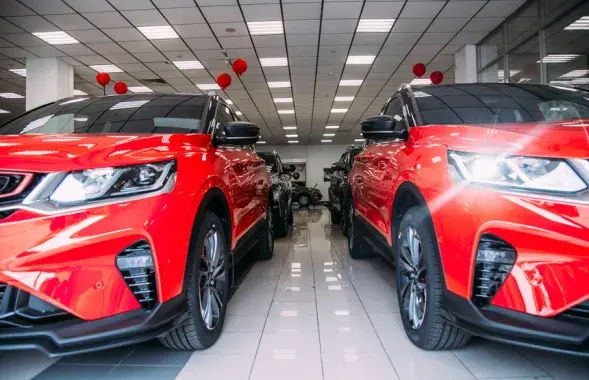 Лидером продаж новых авто является китайский автомобиль белорусской сборки
