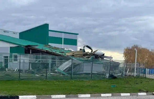 Под обстрелом вчера был не только склад с боеприпасами, но и таможенный пункт пропуска в Белгородской области /&nbsp;@vvgladkov
