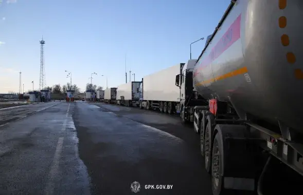На мяжы Беларусі з Польшчай і Літвой утварыліся вялікія чэргі з вялікагрузаў /&nbsp;@gpkgovby
