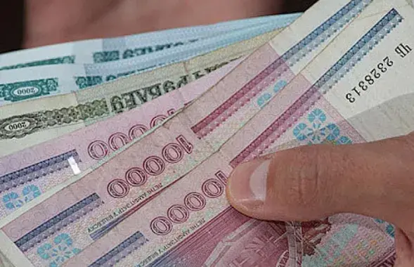Беларускія банкноты ўзору 2000 года / БЕЛТА​