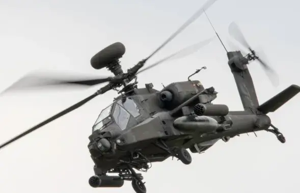 Верталёт Apache / Karl Weller