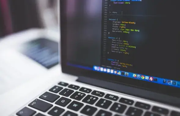 The output of the Belarusian IT sector decreased by 10% over the year / sample photo pixabay.com
