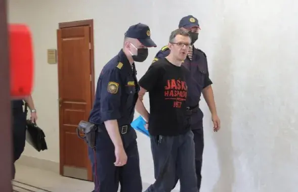 Дзяніс Івашын падчас суда
