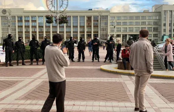 Так выглядела площадь Независимости в Минске 27 августа​ / Еврорадио