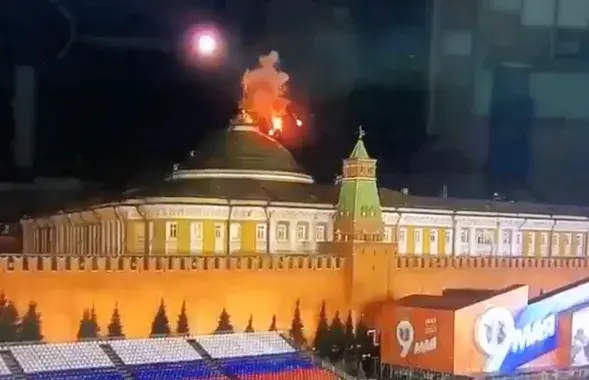 Дрон над Крамлём / кадр з відэа
