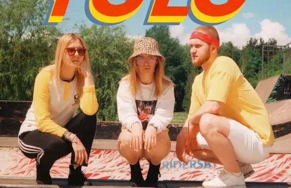 Кавер альбома &quot;YOLO&quot;