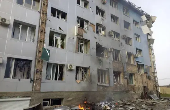 Взрыв прогремел возле&nbsp;здания местной телекомпании / РИА Новости
