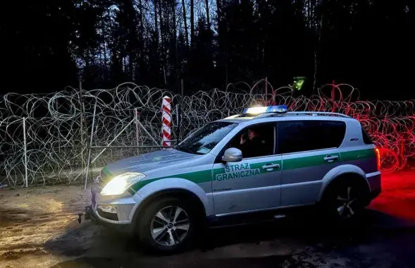 Памежная служба Польшчы паведамляе пра дзве спробы сілай фарсіраваць мяжу / twitter.com/Straz_Graniczna​