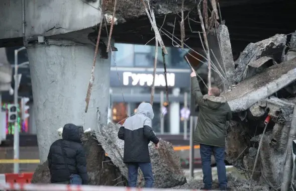 Пешаходная частка пуцеправода абрушылася ў ноч на суботу 8 студзеня / ІА&quot;Мінск-Навіны&quot;