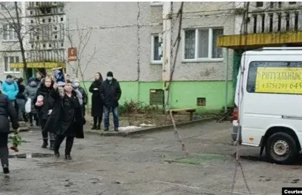 На похоронах Дмитрия Усхопова в Речице​