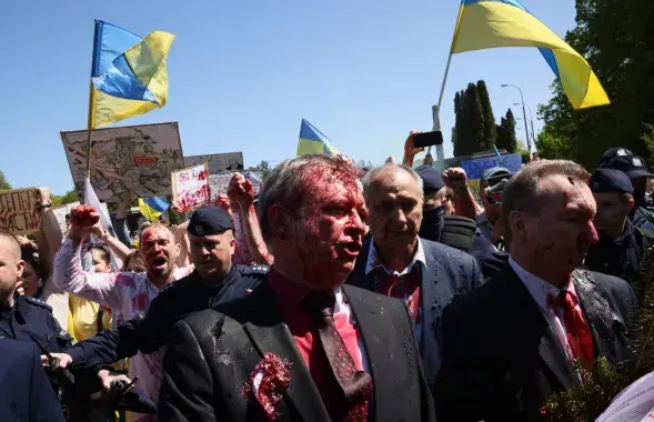 Sergei Andreyev after the attack / pap.pl