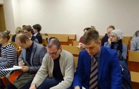 Скарга бацькоў школьніцы, загінулай "на бульбе", зарэгістраваная ў ААН
