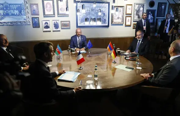 Напярэдадні Нікол Пашынян сустракаўся ў Кішынёве з кіраўнікамі Азербайджана, Германіі, Францыі і Еўрасавета /&nbsp;armeniatoday.news
