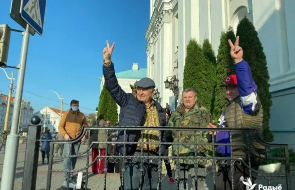 Удзельнікі нядзельнага маршу ў Гродне / "Радыё Свабода"