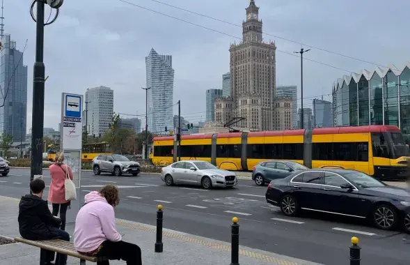 Каб працягваць працаваць у Польшчы, беларусам патрэбна прыдумаць, як зрабіць новую візу / Еўрарадыё
