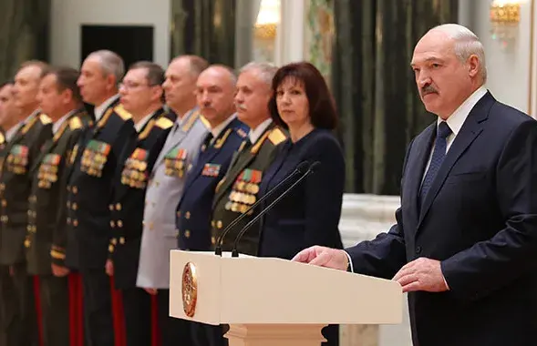 Ушанаванне афіцэраў у Палацы Незалежнасці /&nbsp;president.gov.by