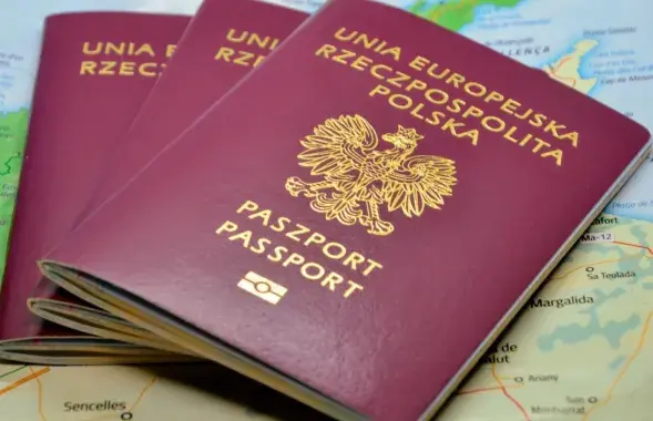 Польскі пашпарт / assistpoint.ru
