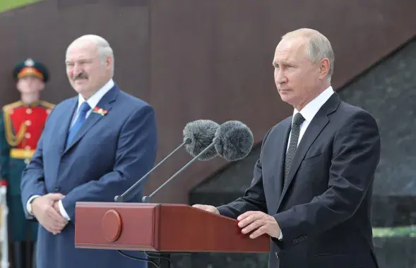 Аляксандр Лукашэнка і Уладзімір Пуцін / Reuters