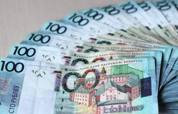 За год у Беларусі прыкметна павялічылася доля наяўных грошай у абароце / Фота з сацсетак