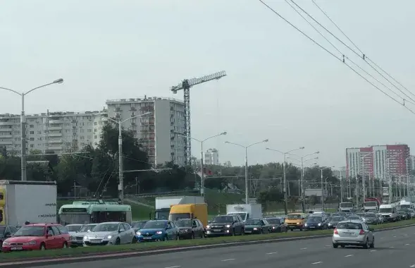 Трафік на вуліцах Мінска. Фота: Еўрарадыё