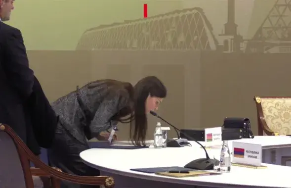 Кадр из видео