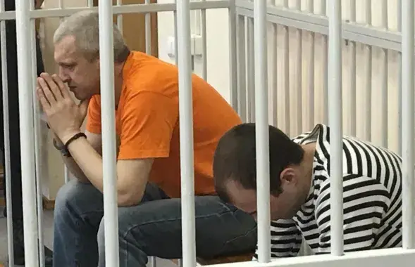 Alyaksandr Zhylnikau and Vyachaslau Suharka in Supreme Court / Viasna