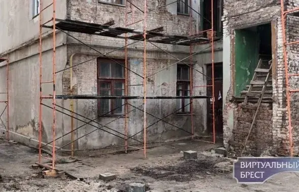 Толькі за мінулы год на сайце 115.бел пакінулі амаль два мільёны скаргаў на праблемы ЖКГ /&nbsp;virtualbrest.ru
