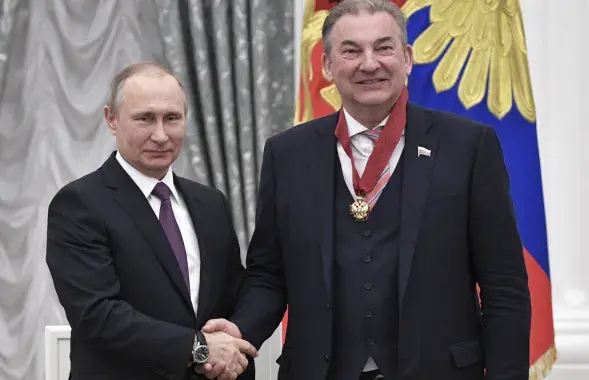 Владимир Путин и Владислав Третьяк / Reuters​