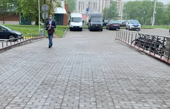 Бусы ля&nbsp;офіса TUT.BY / Еўрарадыё​