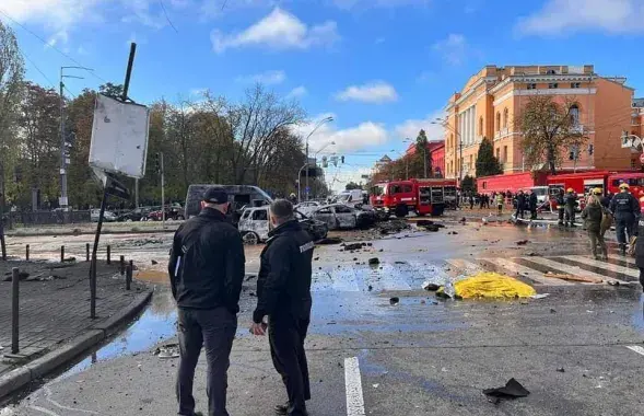 Спецыяльныя службы працуюць на месцах выбухаў у Кіеве /&nbsp;@UA_National_Police
